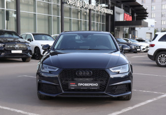 Подержанный автомобиль Audi A4 Sedan 2018 года (2 фото)