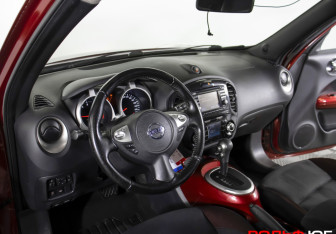 Подержанный автомобиль Nissan Juke 2012 года (9 фото)