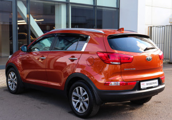 Подержанный автомобиль Kia Sportage 2014 года (6 фото)