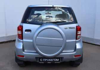 Подержанный автомобиль Daihatsu Terios 2008 года (5 фото)