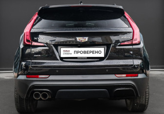 Подержанный автомобиль Cadillac XT4 2020 года (5 фото)