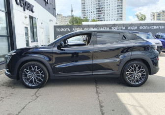 Подержанный автомобиль Changan UNI-T 2023 года (8 фото)