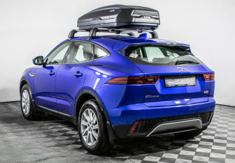 Подержанный автомобиль Jaguar E-Pace 2018 года (7 фото)