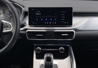 Подержанный автомобиль Geely Coolray 2021 года (12 фото)
