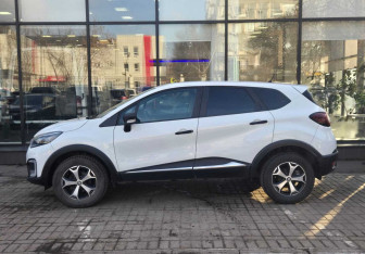 Подержанный автомобиль Renault Kaptur 2018 года (5 фото)