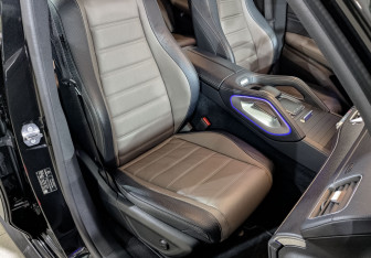 Подержанный автомобиль Mercedes-Benz GLE 2020 года (24 фото)