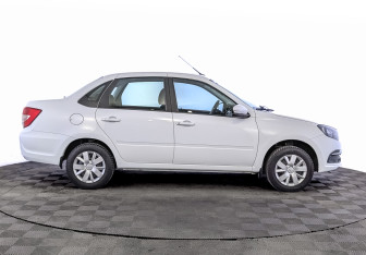 Подержанный автомобиль LADA (ВАЗ) Granta Sedan 2023 года (4 фото)