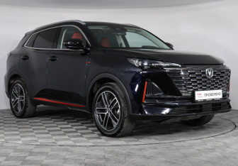 Подержанный автомобиль Changan UNI-S 2024 года (3 фото)