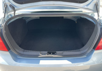 Подержанный автомобиль Ford Focus Sedan 2010 года (13 фото)