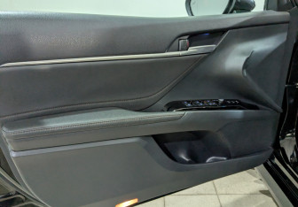 Подержанный автомобиль Toyota Camry Sedan 2020 года (22 фото)