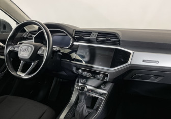 Подержанный автомобиль Audi Q3 Sportback 2020 года (9 фото)