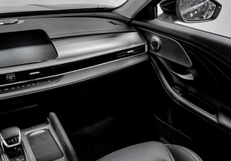 Подержанный автомобиль Chery Arrizo 8 2024 года (20 фото)