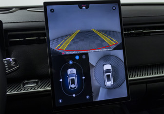 Подержанный автомобиль Jaecoo J7 2024 года (14 фото)