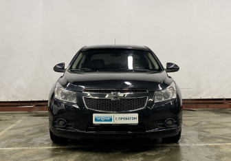 Подержанный автомобиль Chevrolet Cruze Sedan 2010 года (2 фото)