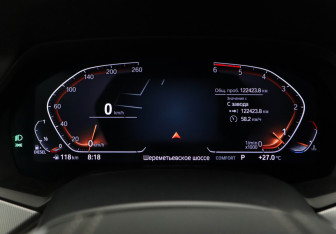 Подержанный автомобиль BMW X5 2019 года (12 фото)