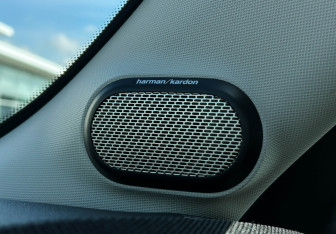 Подержанный автомобиль MINI Hatch 2025 года (19 фото)