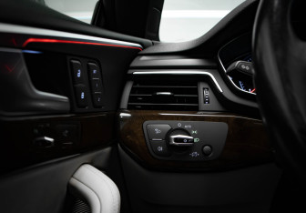 Подержанный автомобиль Audi A5 Liftback 2017 года (13 фото)