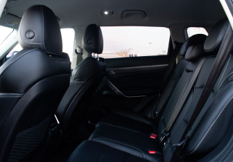 Подержанный автомобиль Geely Atlas Pro 2022 года (11 фото)