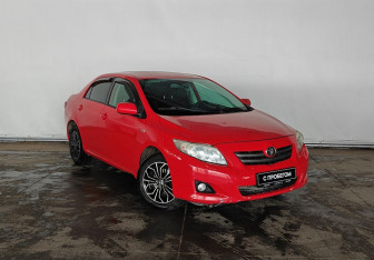 Подержанный автомобиль Toyota Corolla Sedan 2008 года (3 фото)