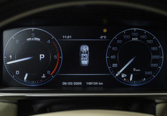 Подержанный автомобиль Land Rover Range Rover 2014 года (11 фото)