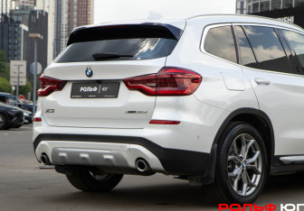 Подержанный автомобиль BMW X3 2018 года (18 фото)