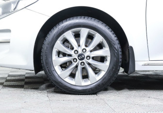 Подержанный автомобиль Kia Optima Sedan 2016 года (7 фото)