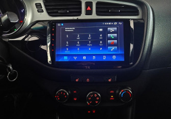 Подержанный автомобиль Kia Ceed Hatchback 2012 года (13 фото)