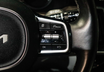 Подержанный автомобиль Kia Sorento 2023 года (24 фото)