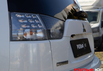 Подержанный автомобиль Mitsubishi Outlander 2011 года (25 фото)