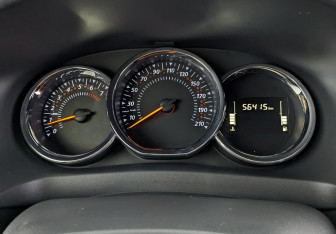 Подержанный автомобиль Renault Sandero 2021 года (13 фото)