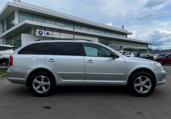 Подержанный автомобиль Skoda Octavia Wagon 2011 года (4 фото)