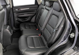 Подержанный автомобиль Mazda CX-5 2017 года (18 фото)