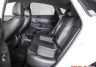 Подержанный автомобиль Hyundai Sonata 2020 года (10 фото)