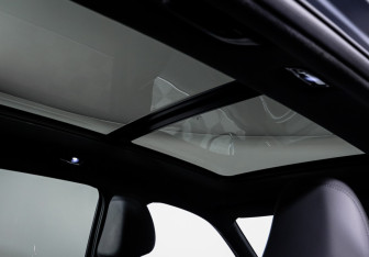 Подержанный автомобиль Geely Monjaro 2024 года (17 фото)