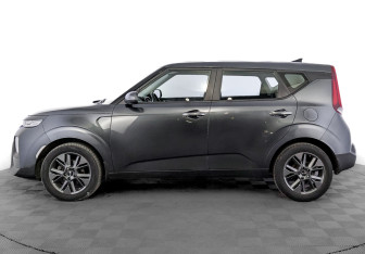 Подержанный автомобиль Kia Soul 2019 года (8 фото)
