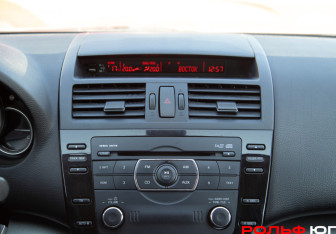 Подержанный автомобиль Mazda 6 Sedan 2012 года (13 фото)