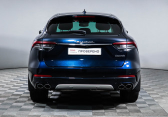 Подержанный автомобиль Maserati Levante 2021 года (6 фото)