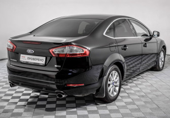 Подержанный автомобиль Ford Mondeo Sedan 2013 года (5 фото)