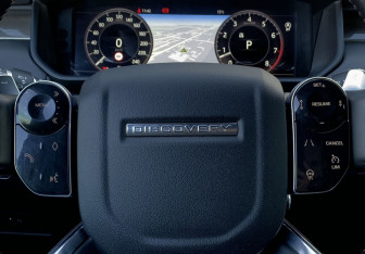 Подержанный автомобиль Land Rover Discovery 2019 года (21 фото)