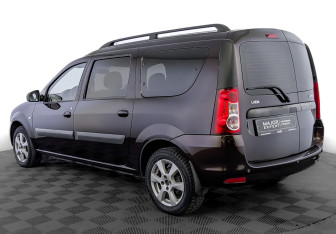 Подержанный автомобиль LADA (ВАЗ) Largus Wagon 2018 года (7 фото)