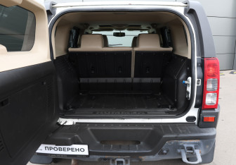 Подержанный автомобиль Hummer H3 Suv 2009 года (9 фото)