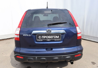 Подержанный автомобиль Honda CR-V 2008 года (5 фото)
