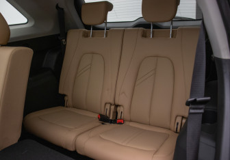 Подержанный автомобиль Evolute i-SPACE 2024 года (12 фото)