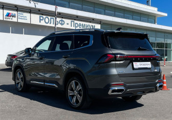 Подержанный автомобиль Geely Okavango 2025 года (7 фото)