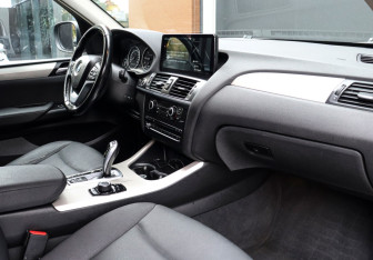 Подержанный автомобиль BMW X3 2013 года (9 фото)