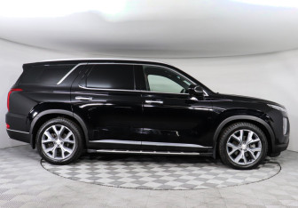 Подержанный автомобиль Hyundai Palisade 2019 года (4 фото)