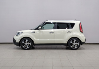 Подержанный автомобиль Kia Soul 2017 года (26 фото)
