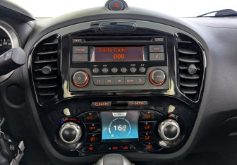 Подержанный автомобиль Nissan Juke 2014 года (17 фото)