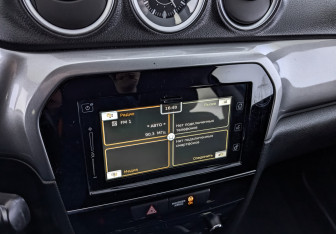 Подержанный автомобиль Suzuki Vitara 2016 года (26 фото)