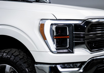 Подержанный автомобиль Ford F-150 2023 года (40 фото)